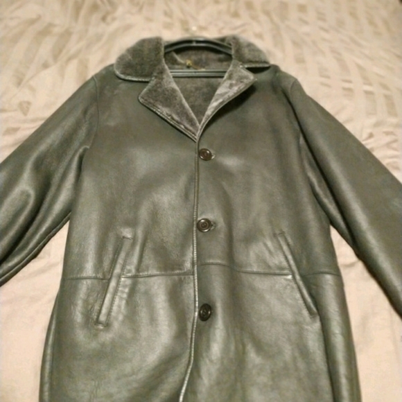 Mens Large coat - Picture 2 of 4